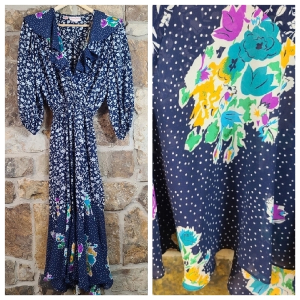 Diane Susan Freis M MEDIUM Vintage Floral Smocked Waist Dress